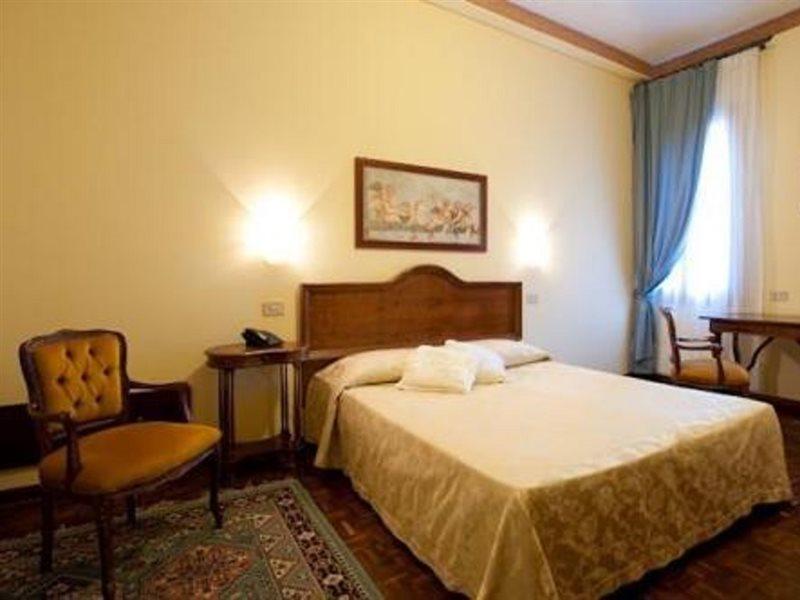 ונציה Hotel Florida מראה חיצוני תמונה