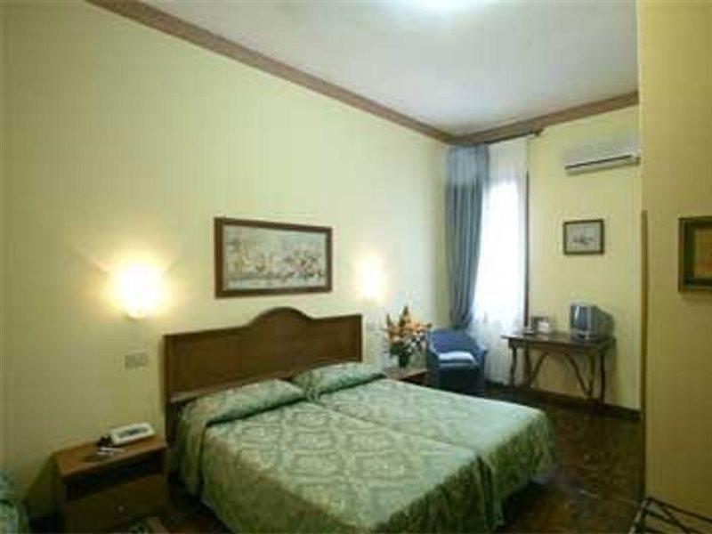 ונציה Hotel Florida מראה חיצוני תמונה