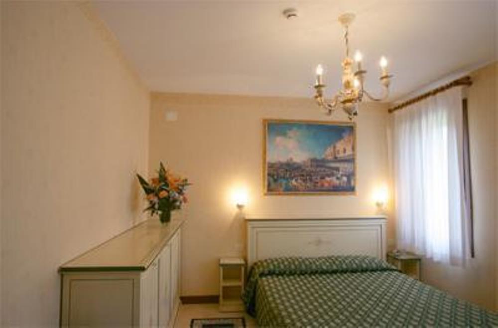 ונציה Hotel Florida מראה חיצוני תמונה